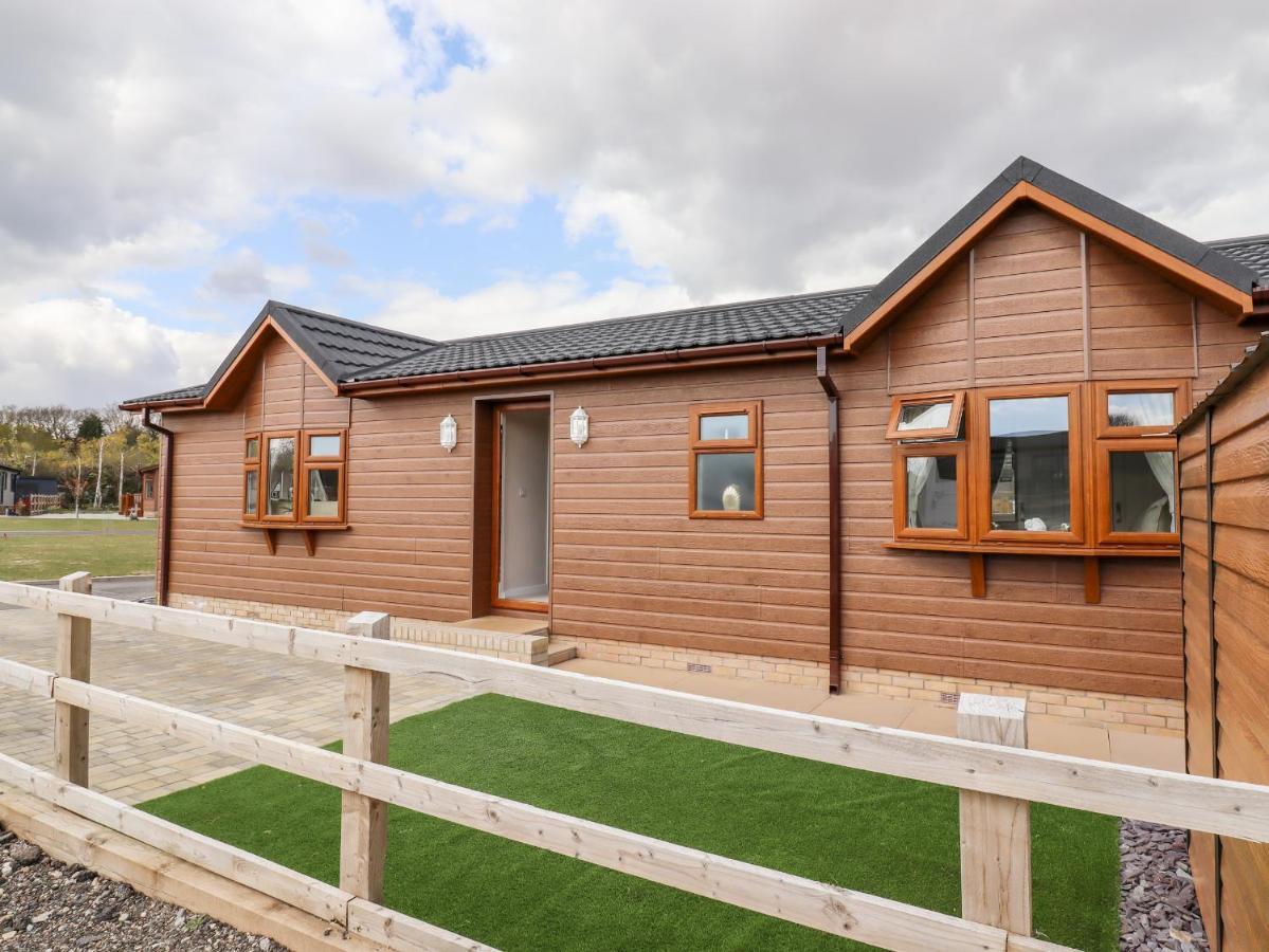 12 Bucklesham Park Villa Ипсуич Екстериор снимка