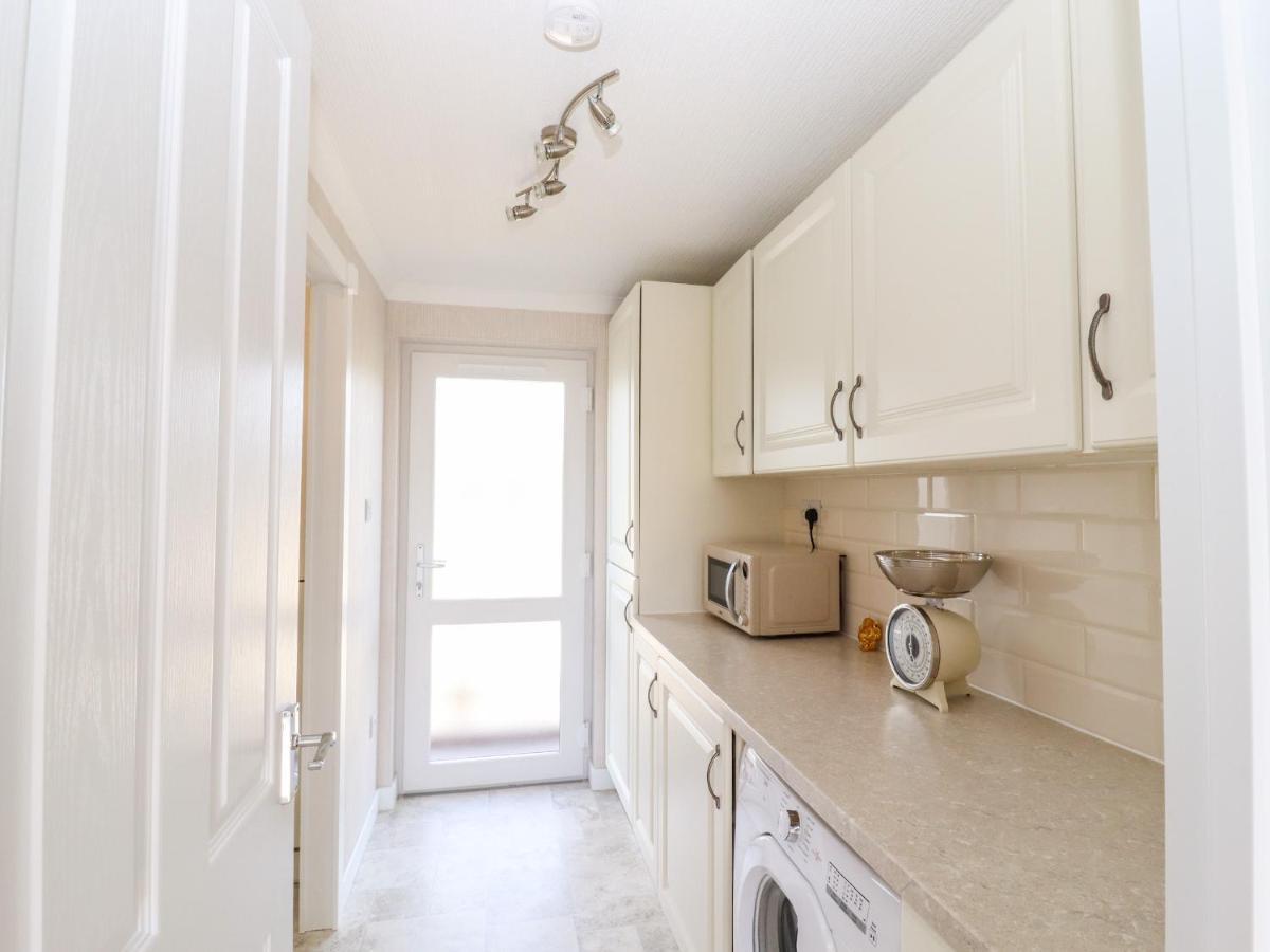 12 Bucklesham Park Villa Ипсуич Екстериор снимка